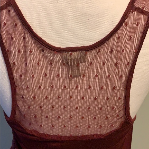 Vanity Ruffled Tank - Picture 4 of 5